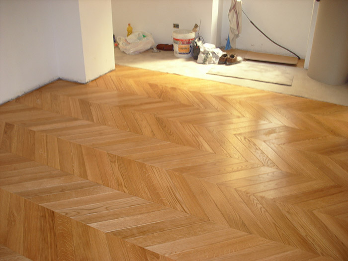 Muntoni parquet roma lavori parquet di rovere prefinito Parquet spina francese